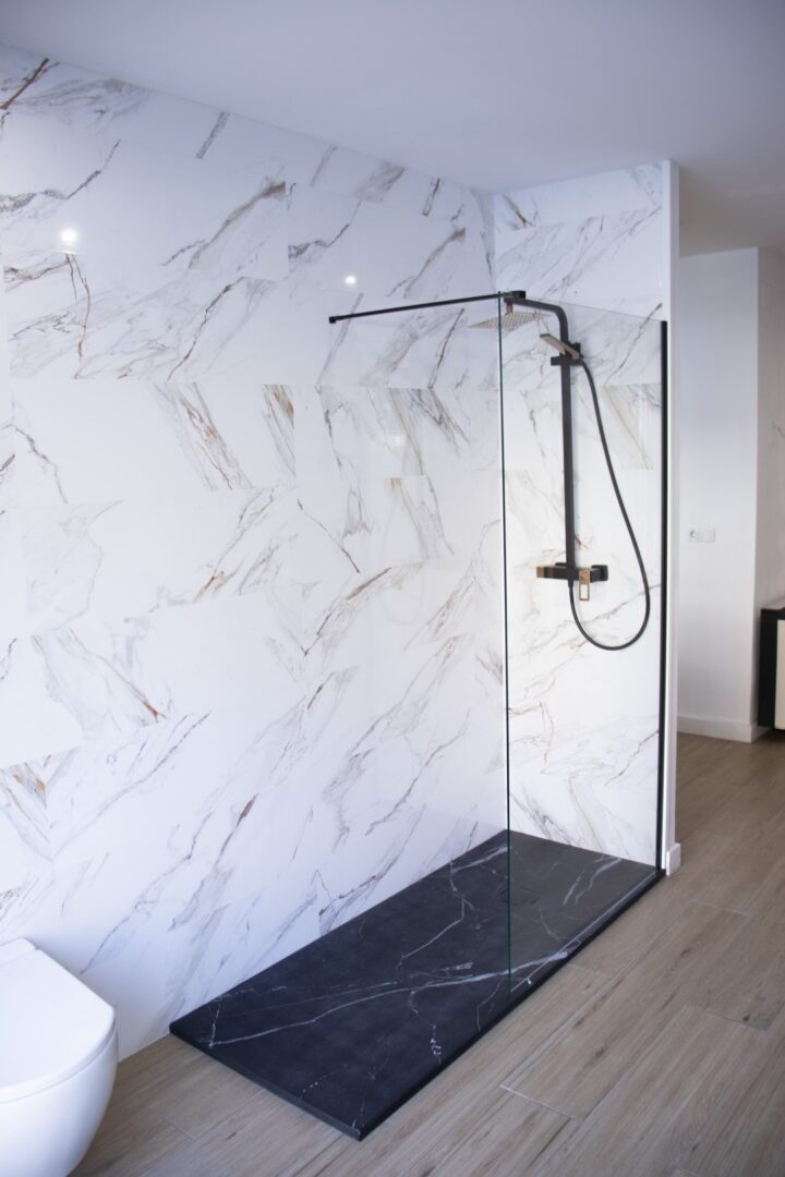 Reformas de baños en Leon - Bayco Estudio